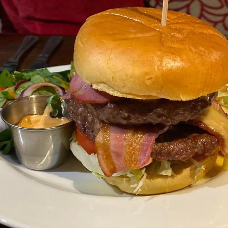 Kings Head - Riverside, Рейвънстоундейл Екстериор снимка
