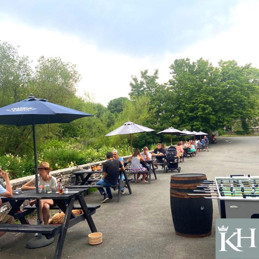 Kings Head - Riverside, Рейвънстоундейл Екстериор снимка