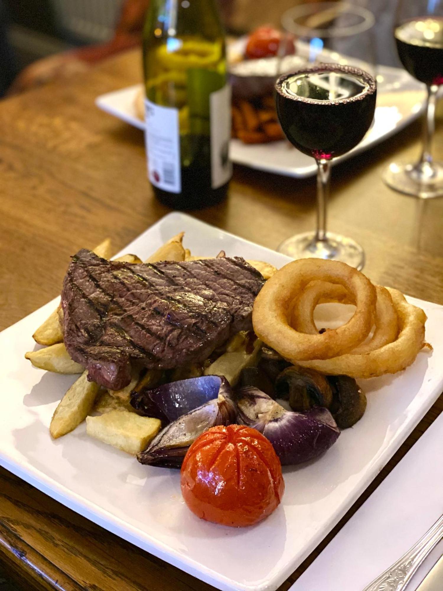 Kings Head - Riverside, Рейвънстоундейл Екстериор снимка